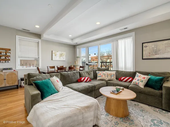 2505 W Fullerton Ave #2, Chicago, IL 60647