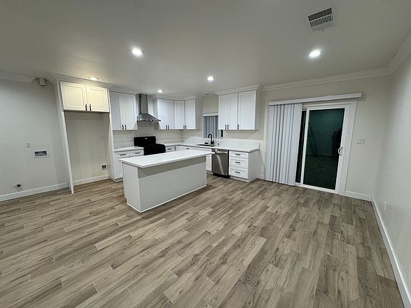 5th image of 4618 W Roy Cir