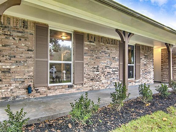 2nd image of 3938 Thistledown Dr