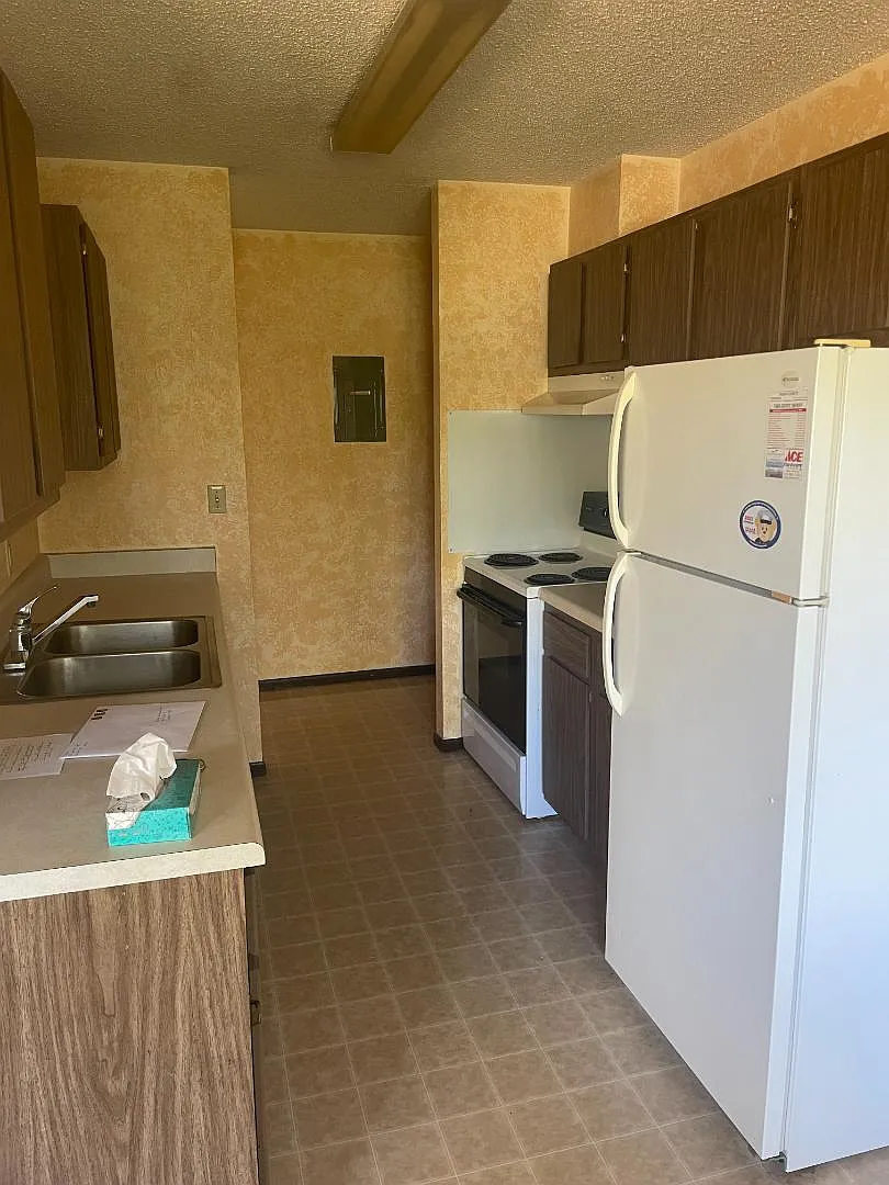 302 John St - Apt. 5 — Photo 1
