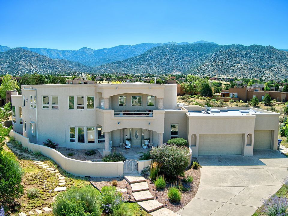 1st image of 13504 Desert Zinnia Ct NE