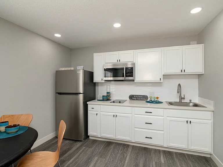 Avera Living - Memorial Apartments — Photo 19