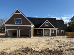 4135 Indian Summer Way, Hope Mills, NC 28348