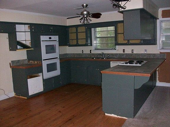 5th image of 501 S Waddill St