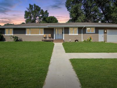 427 4th St NW, Minot, ND, 58703