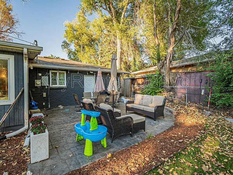 9040 W 32nd Ave — Photo 41