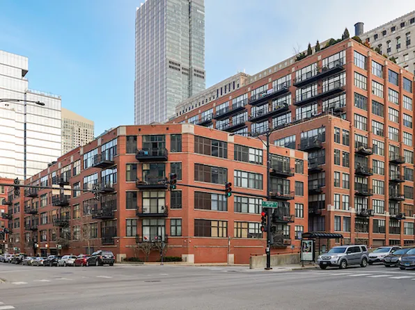 333 W Hubbard St #610-611, Chicago, IL 60654