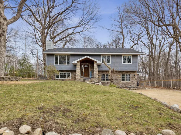 5481 Grant Lorenz Rd, Shorewood, MN 55331