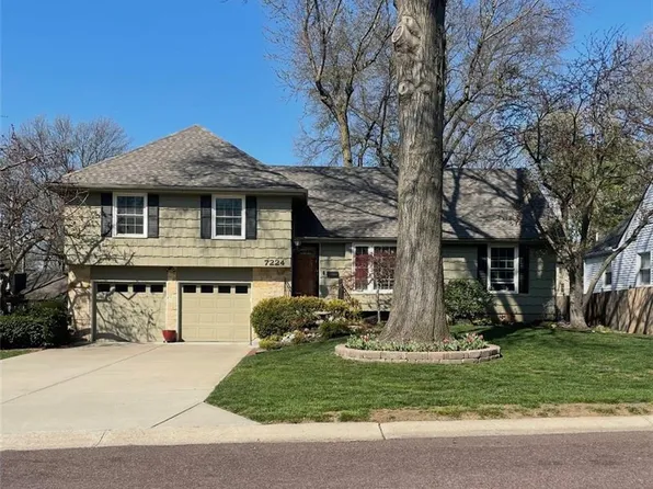 7224 Hemlock St, Overland Park, KS 66204