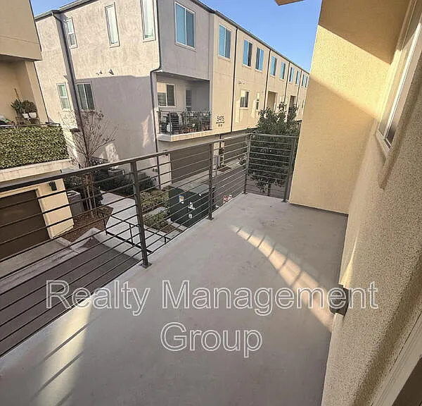5480 Shorefront Dr #163 — Photo 14