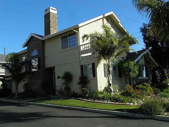 2nd image of 1135 Ramona Ave