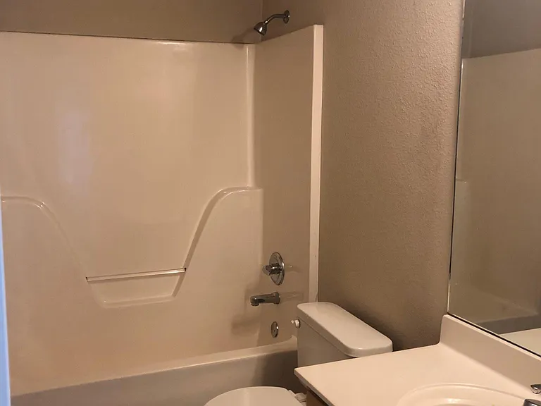 624 Golden Meadow Ave — Photo 15
