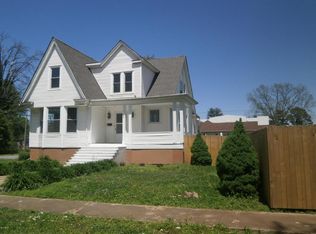 115 McFall St, Benton, IL 62812