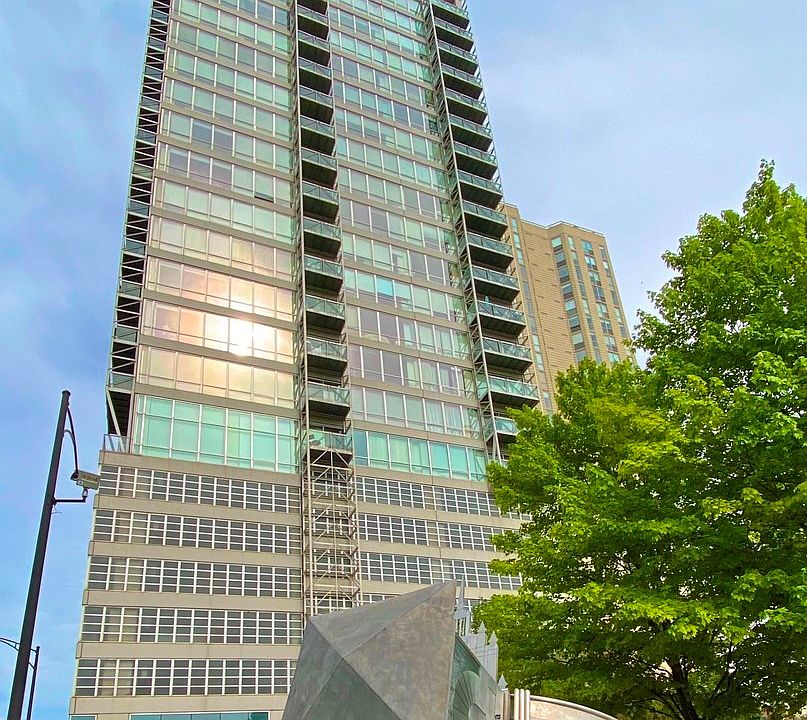 1st image of 653 N Kingsbury St APT 803