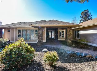 6104 Sanderling Rd, Klamath Falls, OR 97601