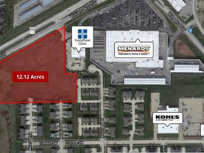 Williams Blvd SW, Cedar Rapids, IA, 52404