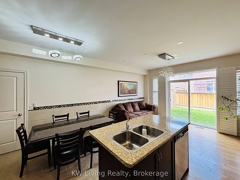 12 Rangemore Rd — Photo 8