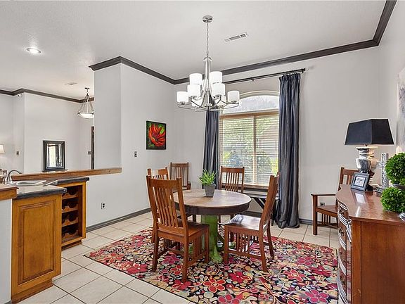 4th image of 4438 W Castlebury Ln