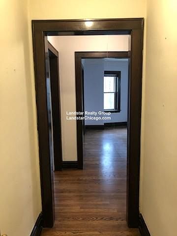2nd image of 4518 N Wolcott Ave APT 2A