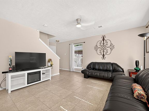 4th image of 4618 Hawk Meadow Dr