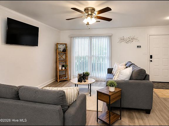 4th image of 2321 Greengate Drive