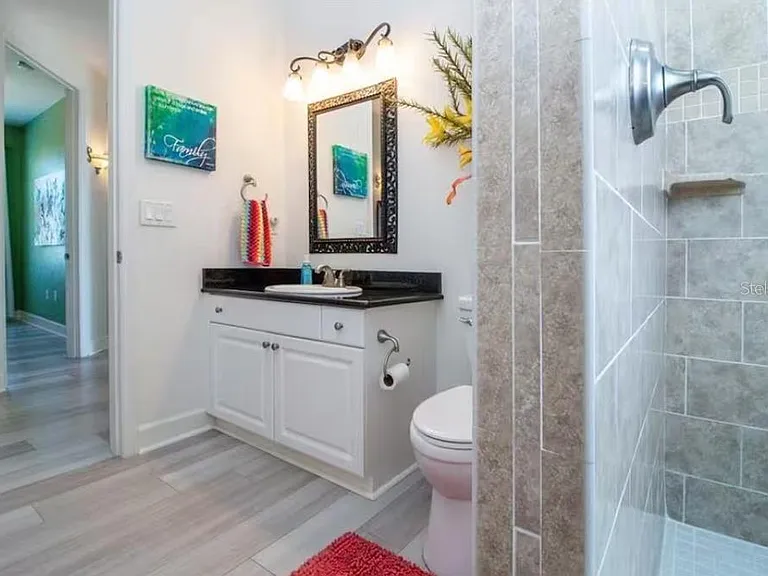 2319 Avenue C #200 — Photo 15
