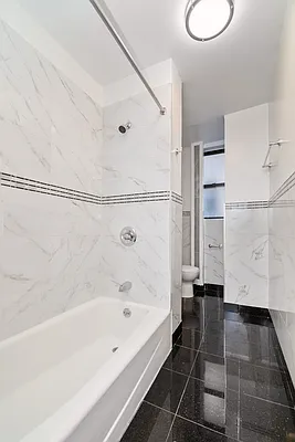 Rented by REAL New York | media 5