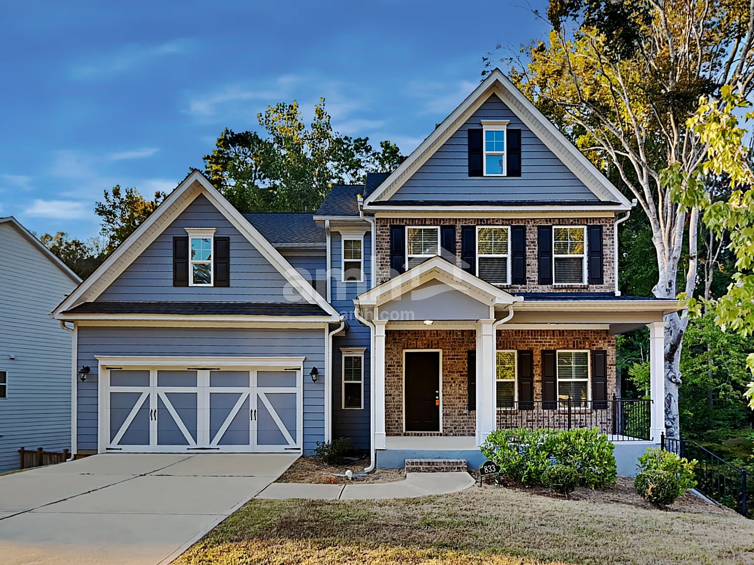 5 bed, 3.0 bath, 2850 sqft, $2,950 — Photo 1