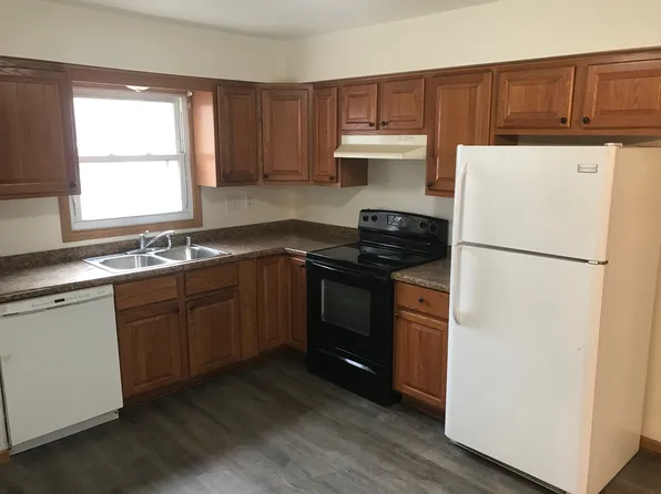 10441 W Donna Dr, Milwaukee, WI