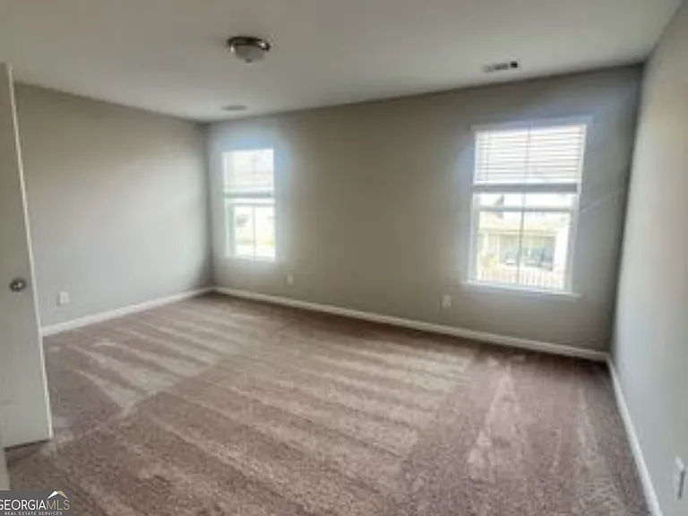135 Sams Dr — Photo 22