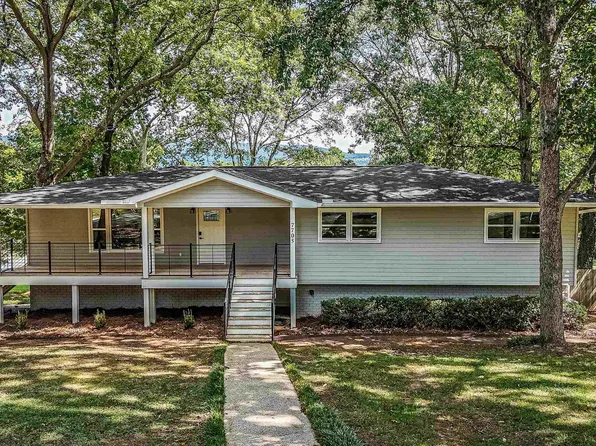 7705 Martha Dr SE, Huntsville, AL 35802