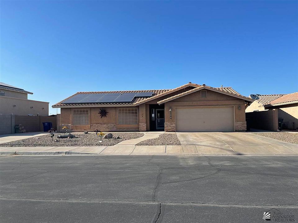 1st image of 6264 E 40th Pl
