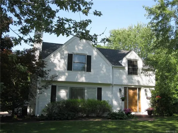 4158 Wildwood Dr, Williamsville, NY 14221