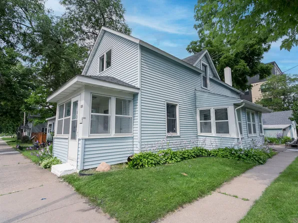 323 Tyler St, Hastings, MN 55033