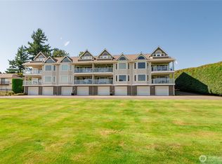 901 Judson St APT 102, Lynden, WA 98264