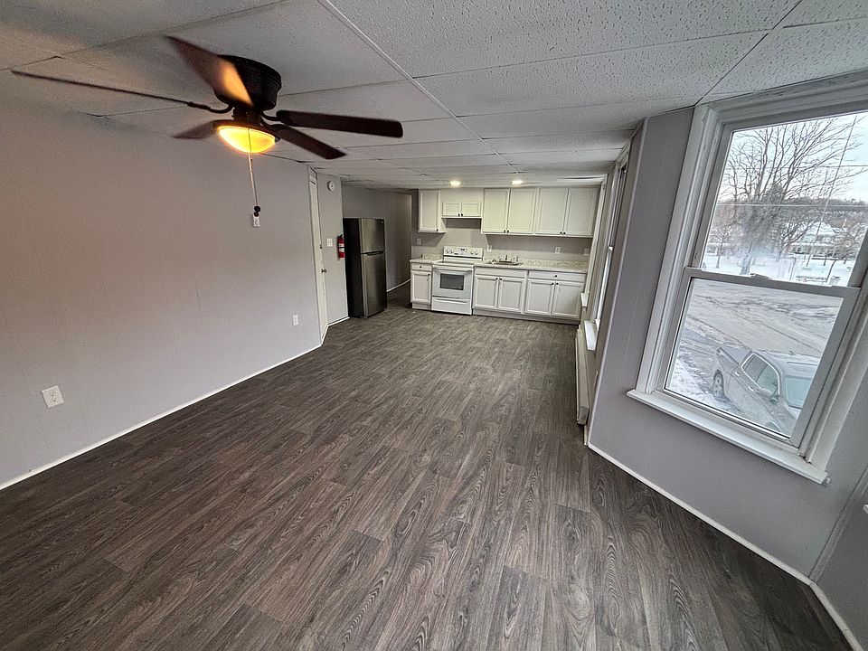 1st image of 5 N Market St