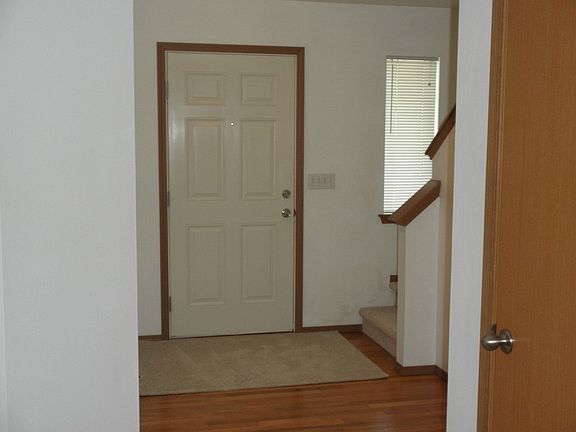 4th image of 1507 203rd Street Ct E