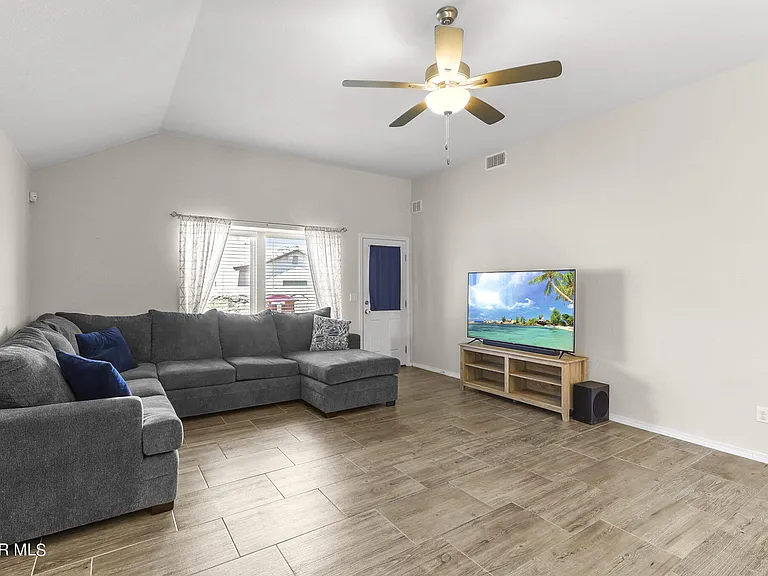 1133 Indigo Sky St — Photo 21