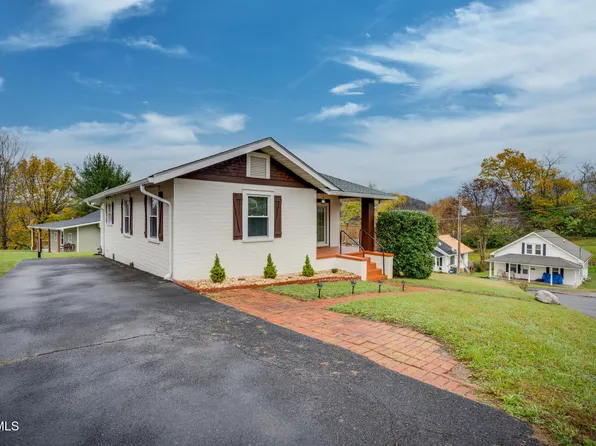 421 E L St, Elizabethton, TN 37643