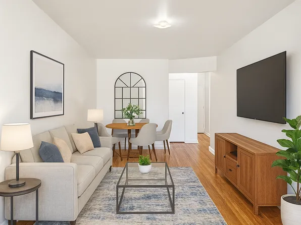 9816 Avenue J image 3 of 11