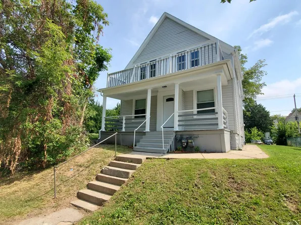 3220 North 21st STREET, Milwaukee, WI 53206
