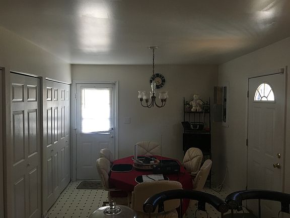 2nd image of 510 Mullins St