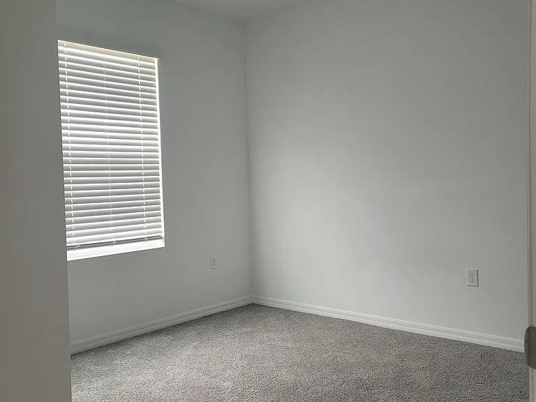 2919 Gardiner Ln — Photo 14