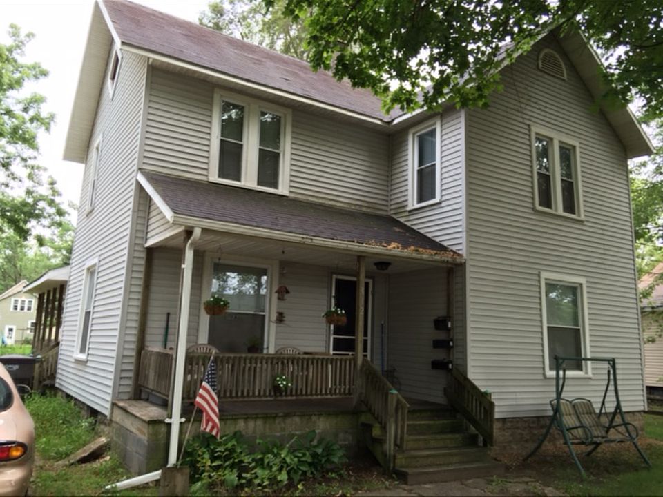 1st image of 1312 E. Vine St. #3