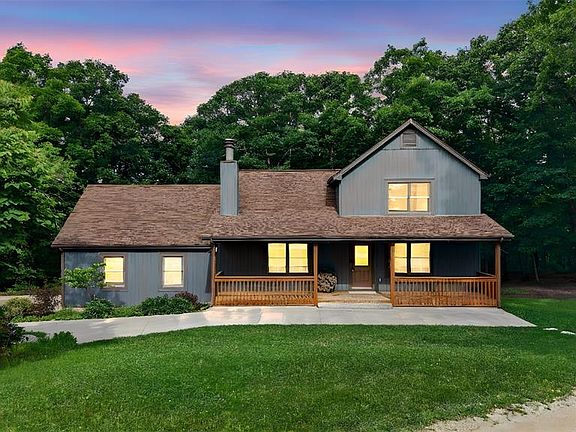 2nd image of 19289 Fox Meadow Ln