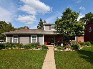 2118 N Eugene St, Appleton, WI 54914