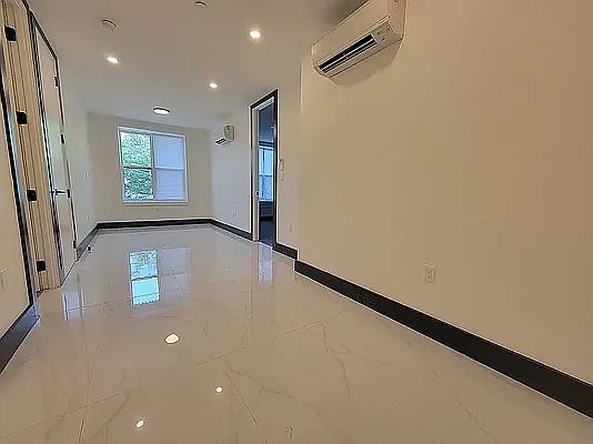 3rd image of 1336 Dekalb Ave #304