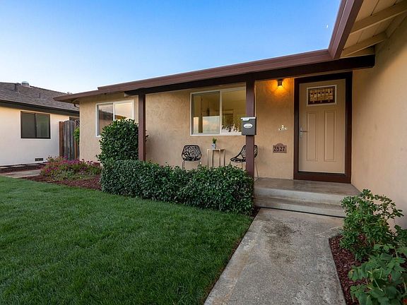 5th image of 2827 Gazelle Dr