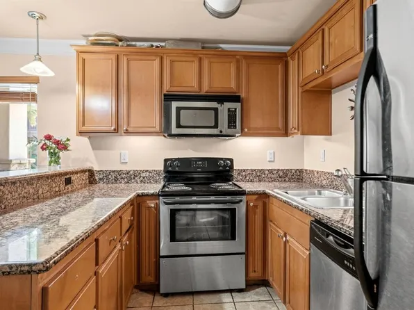 800 N Mollison Ave Unit 10, El Cajon, CA 92021