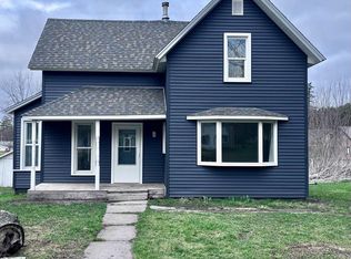202 North East Street, La Valle, WI 53941